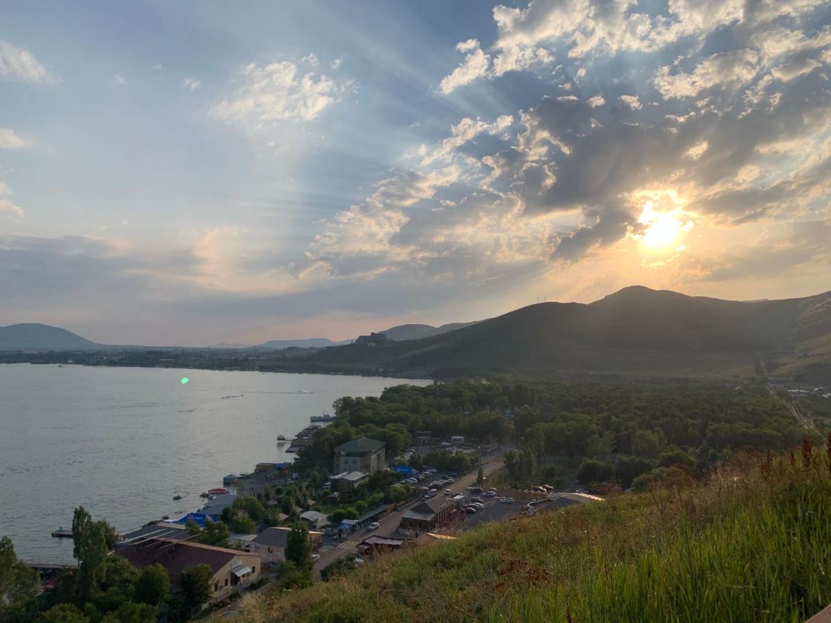 Hotel Ashot Erkat Sevan Luaran gambar